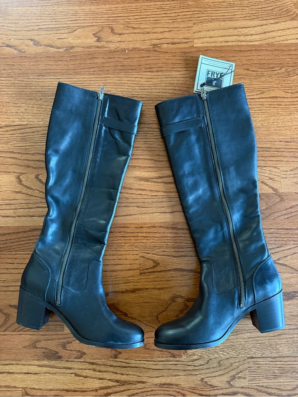 NWT FRYE Malorie Tall button Black Leather Knee-High Block Heel Boots 9.5